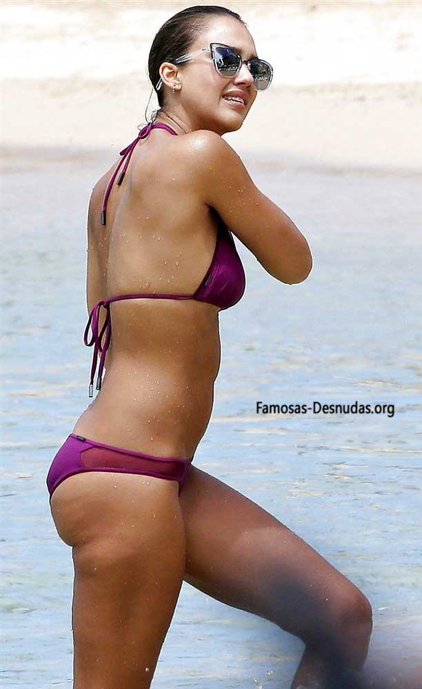 Fotos de Jessica Alba en Bikini Muy sensual y Ardiente -famosas-desnudas-hollywood-xxx-porno-celebrity-porn-xcelebrityporn (6)
