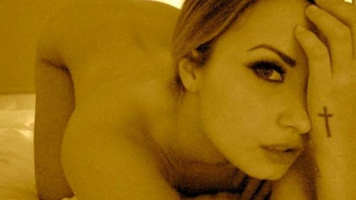 Demi Lovato Desnuda Fotos de Famosas Filtradas-cantantes-estados-nidos-celebridades-hollywood-xxx-sexo-desnudas-follando-calatas (1)