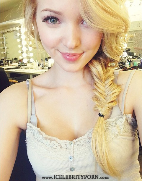 Fotos de Dove Cameron Desnuda xxx - video-sexual-cogiendo-disney-porno-mamada-tetas-intimas-prohibidas-follando-famosa-calata-cachera-puta-fuck (6)