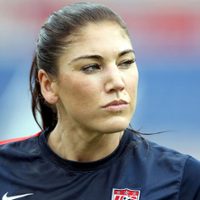 Hope Solo xxx Futbolista Desnuda Masturbandose - estados-unidos-famosas-follando-corrida-interna-cachando-vagina-tetas-posando-ano-culo-panocha (1)